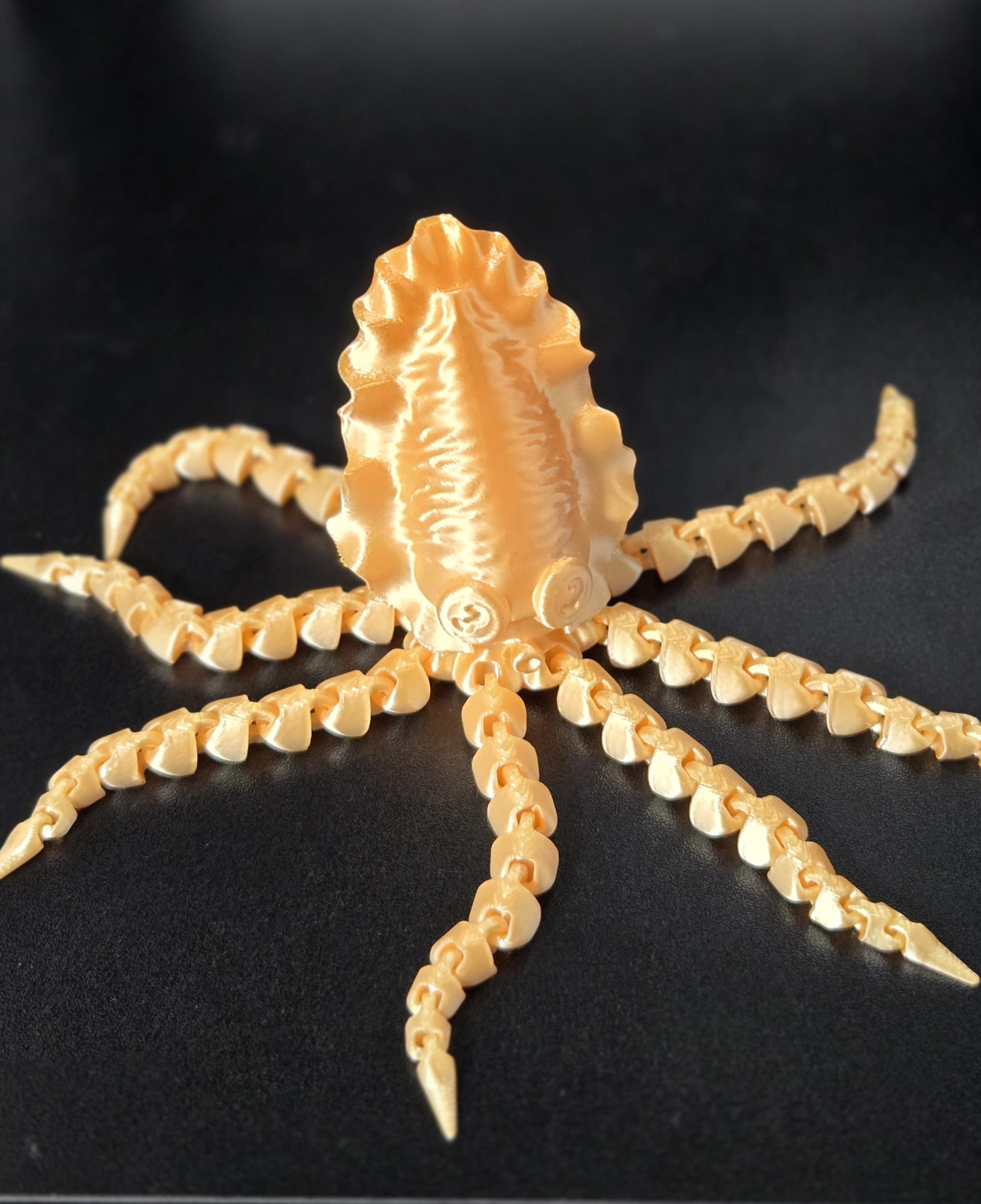 Articulated 3d printed squid