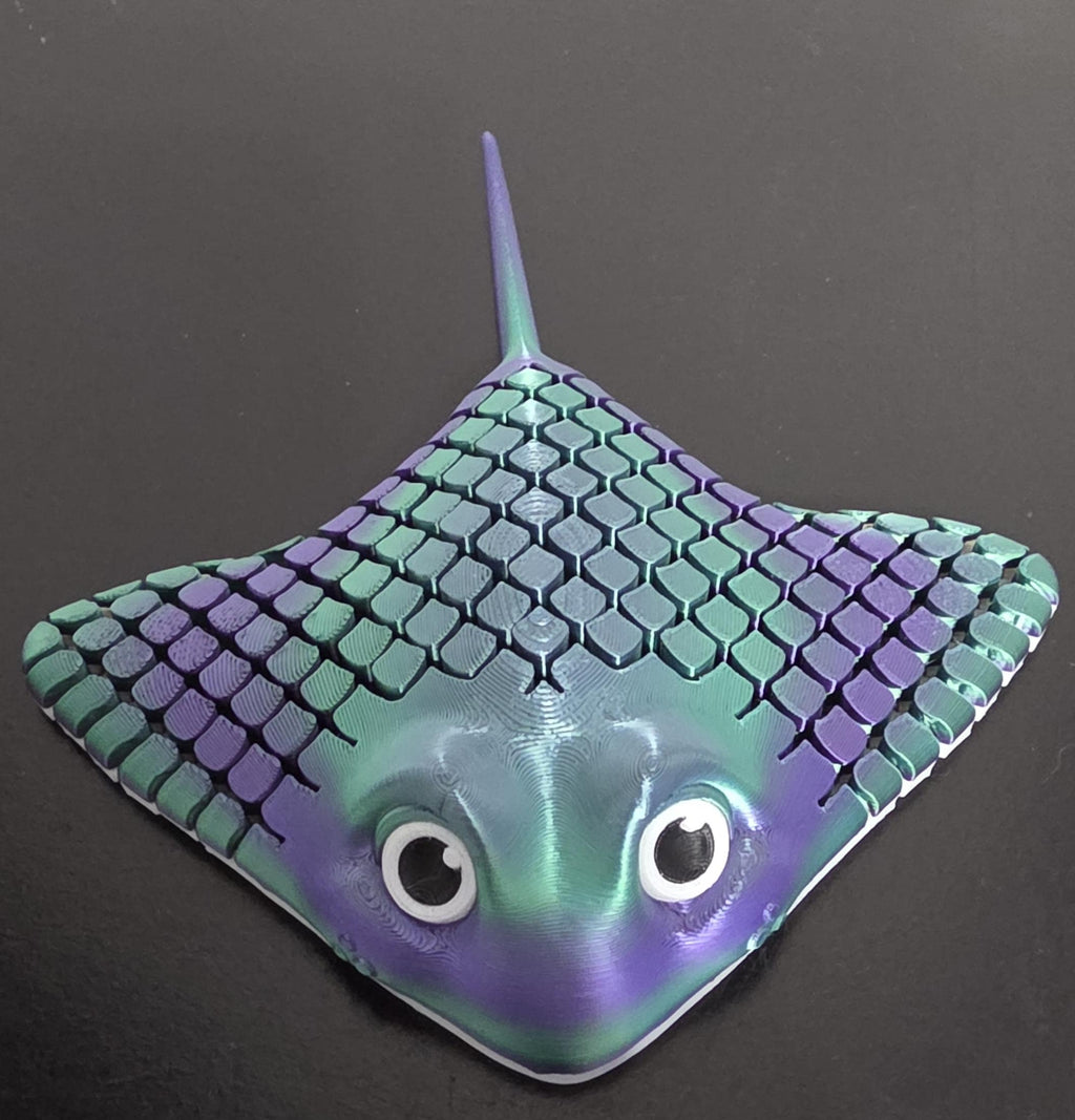 Eclikit Focus Stingray – Tactile Desk Tool for Focus & Relaxation