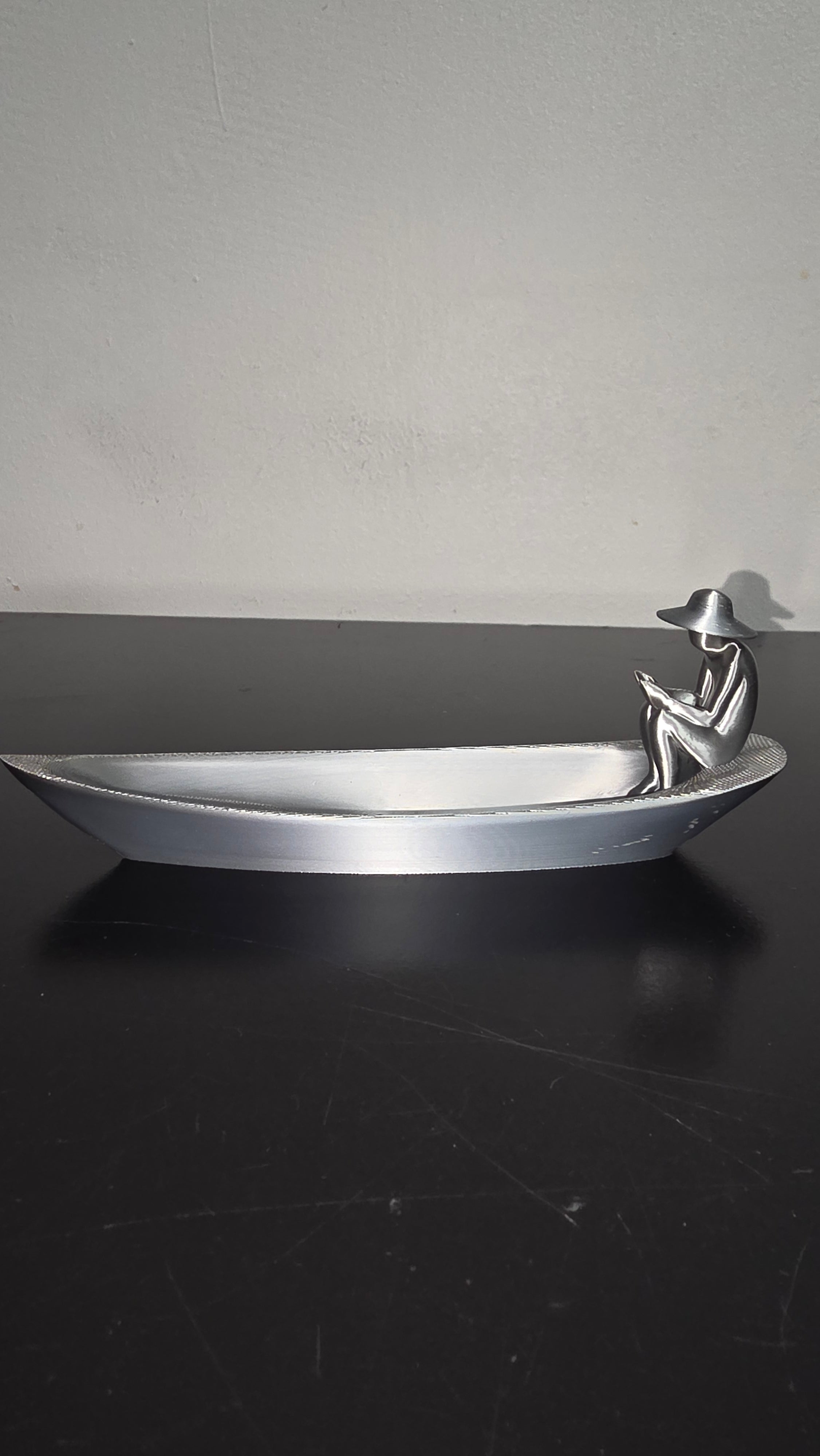 Silk Fisherman Incense Holder