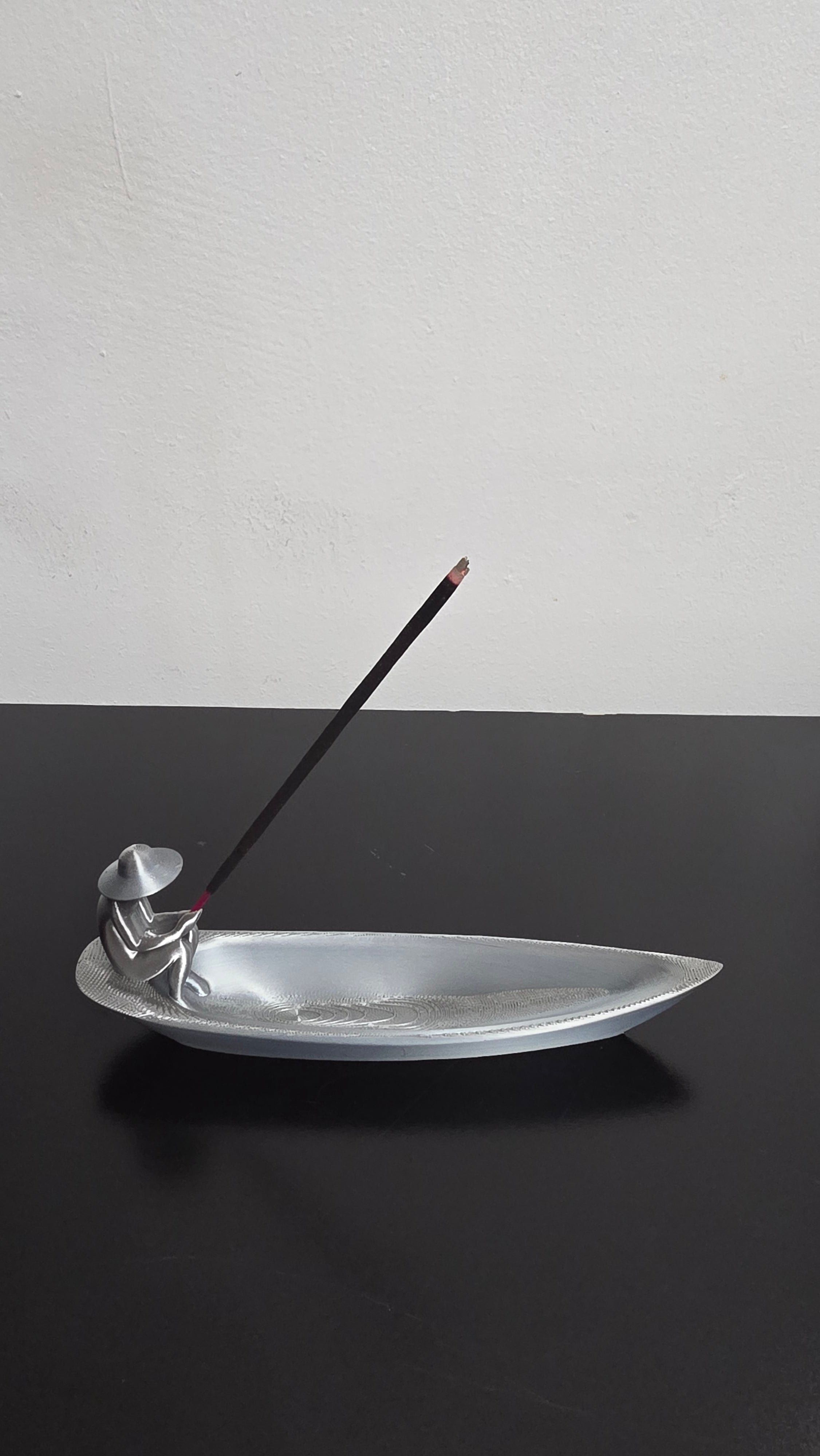 Silk Fisherman Incense Holder